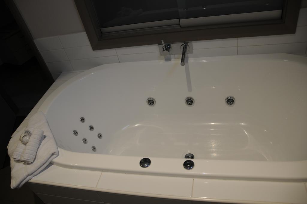 Saltair Luxury Accommodation - Adults Only Albany Bilik gambar
